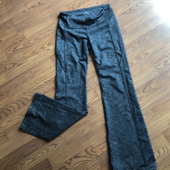 Athleta Pants - EUC Athleta Yoga Pants